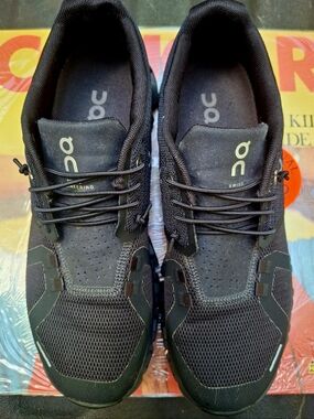 On Cloud 5 Running Shoes Size 9